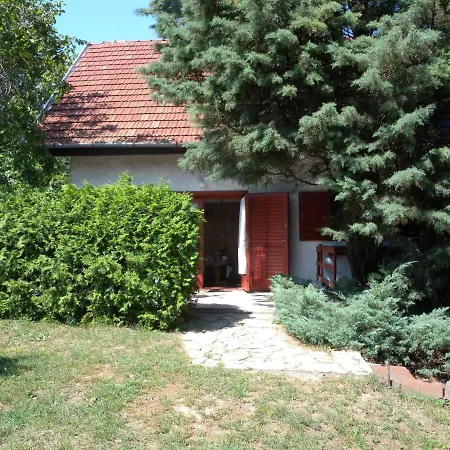 Balatonalmadi/balaton 17934 Casa de Férias Balatonalmádi